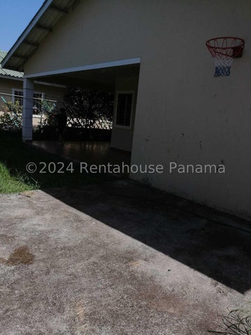 Single family house